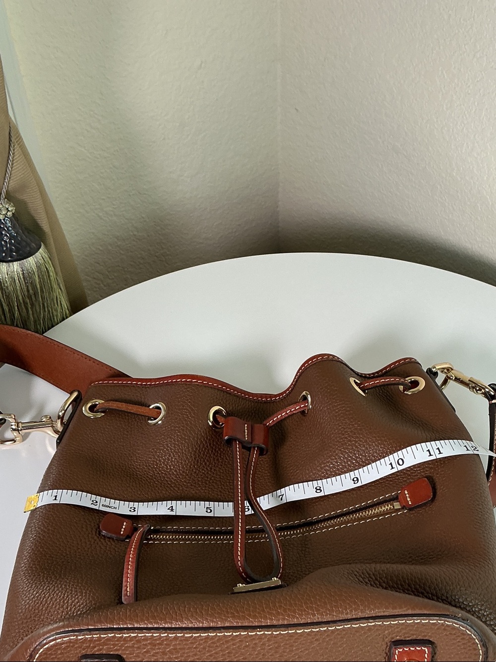 Dooney & Bourke Brown Pebble Grain Leather Drawstring Bucket Shoulder Bag - Picture 7 of 8